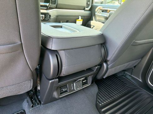 New 2026 GMC Sierra 2500 SLE w/ SLE Convenience Package AWD/4WD image 19