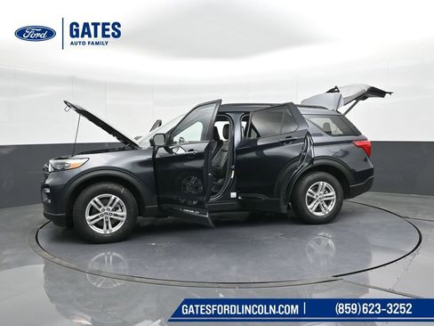 Used 2022 Ford Explorer XLT w/ Equipment Group 202A AWD/4WD image 60