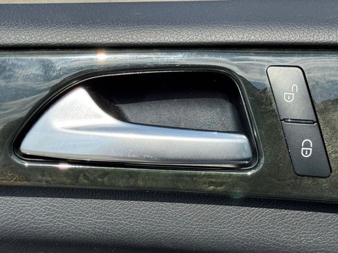 Used 2019 Mercedes-Benz GLE 400 4MATIC image 19