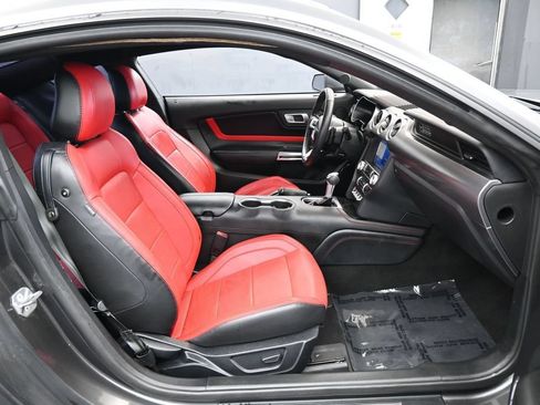 Used 2020 Ford Mustang GT Premium w/ Equipment Group 401A RWD image 29