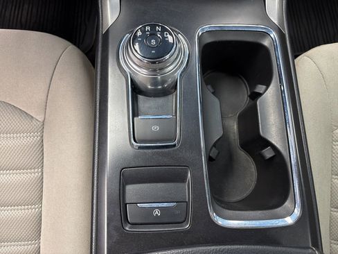 Used 2018 Ford Fusion SE w/ Fusion SE Technology Package image 33