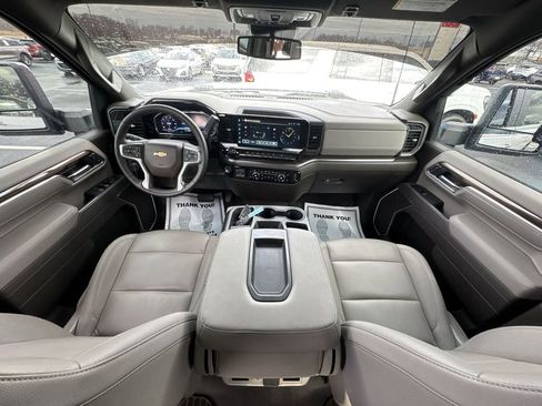 Used 2025 Chevrolet Silverado 2500 LT w/ Z71 Chrome Sport Edition image 21