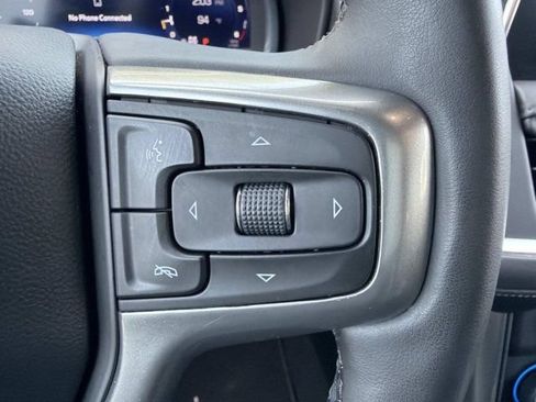 Used 2023 Chevrolet Suburban Z71 w/ Luxury Package AWD/4WD image 25