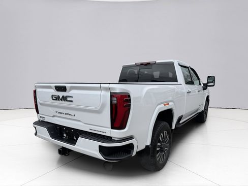 Used 2025 GMC Sierra 2500 Denali Ultimate AWD/4WD image 13