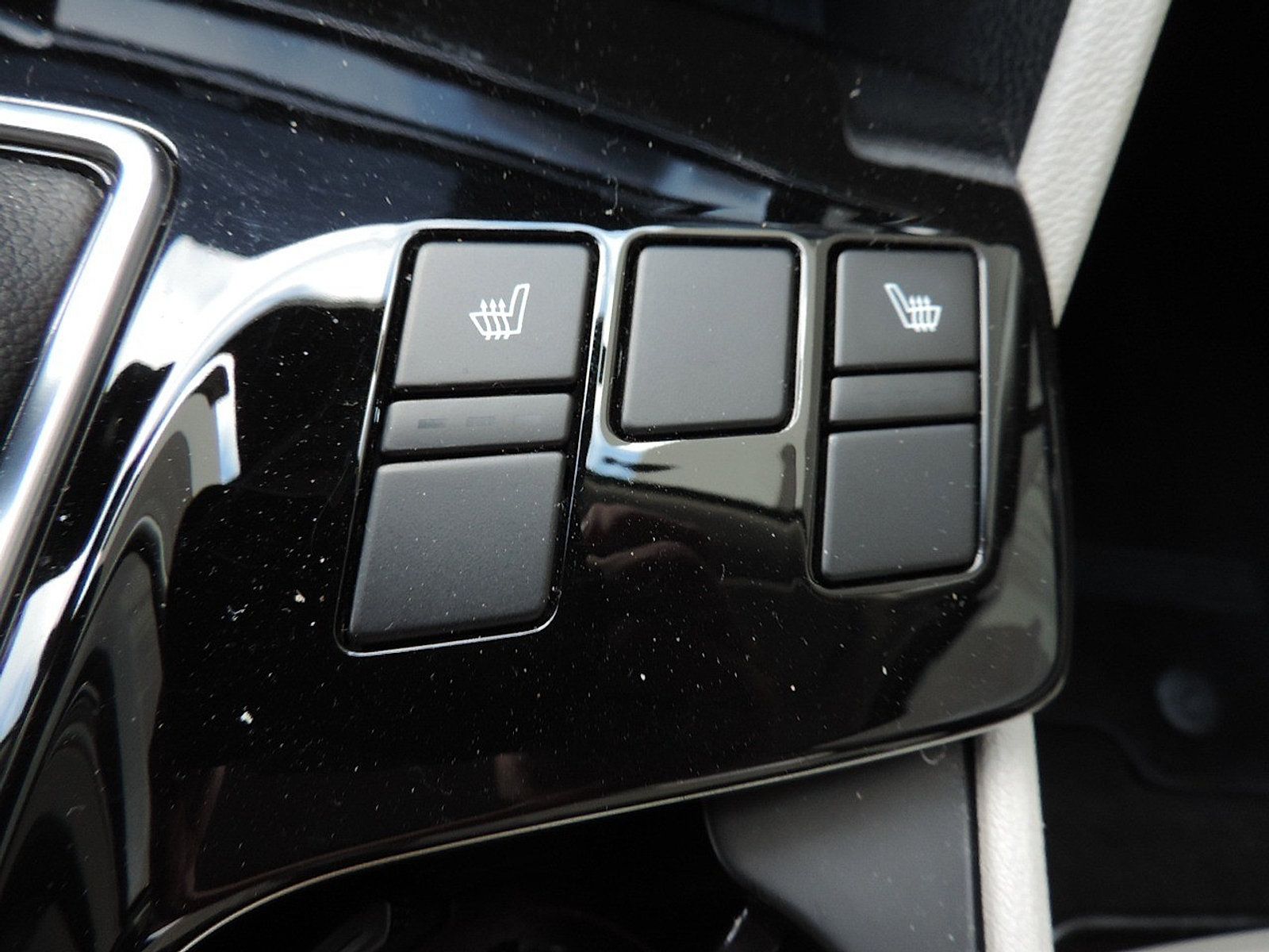 Used 2023 Kia Sportage EX FWD image 22