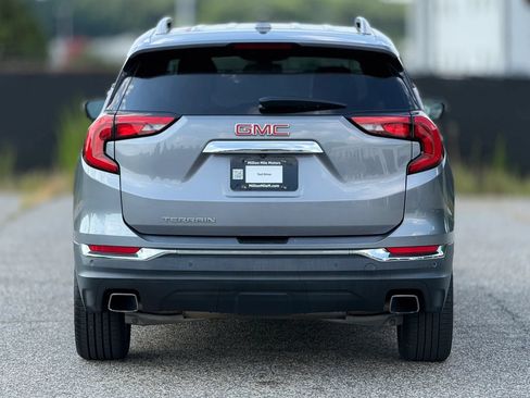 Used 2018 GMC Terrain SLT w/ Preferred Package FWD image 4