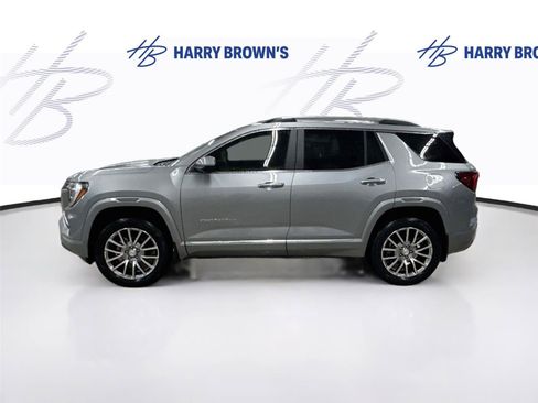 Used 2026 GMC Terrain Denali AWD/4WD image 8