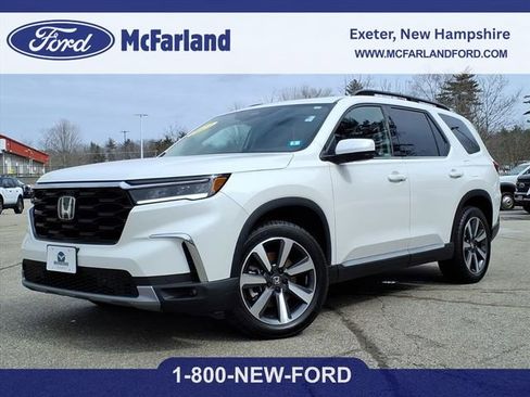 Used 2023 Honda Pilot Touring image 1