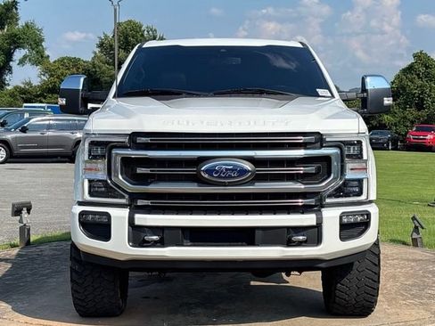 Used 2021 Ford F350 Platinum AWD/4WD image 2