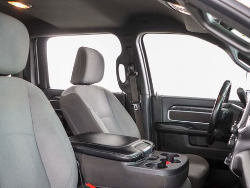 Used 2024 RAM 2500 Big Horn image 28