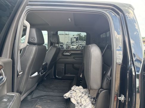 Used 2024 GMC Sierra 1500 Elevation w/ Elevation Premium Package AWD/4WD image 12