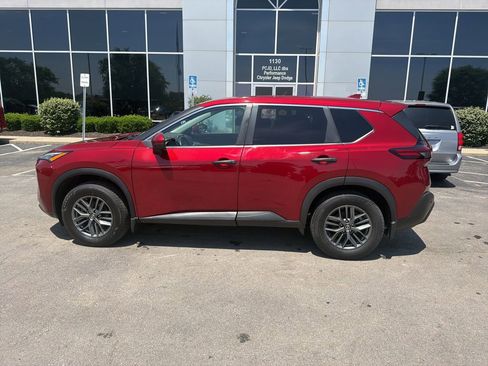 Used 2021 Nissan Rogue S FWD image 6