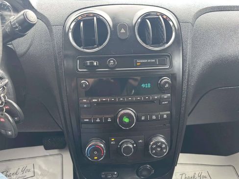 Used 2010 Chevrolet HHR LT FWD image 23