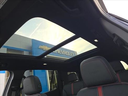 New 2026 Chevrolet Traverse RS w/ LPO, Floor Liner Package FWD image 20