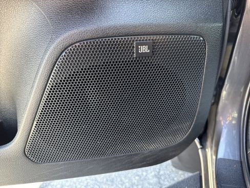 Used 2022 Toyota Tacoma TRD Pro image 17