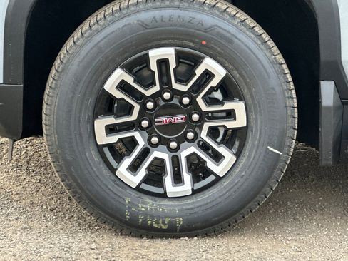 New 2026 GMC Sierra EV Elevation image 29