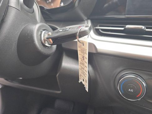 Used 2024 Chevrolet Trax LS image 29