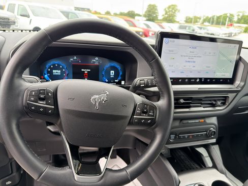 Certified 2025 Ford Bronco Sport Badlands w/ Badlands Tech Package AWD/4WD image 9