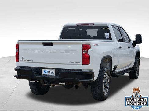 Used 2025 Chevrolet Silverado 2500 Custom image 9