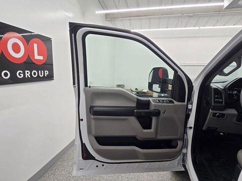 Used 2019 Ford F250 XL w/ STX Appearance Package image 23
