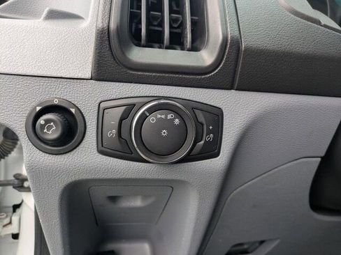 Used 2018 Ford Transit 250 130 Low Roof image 30