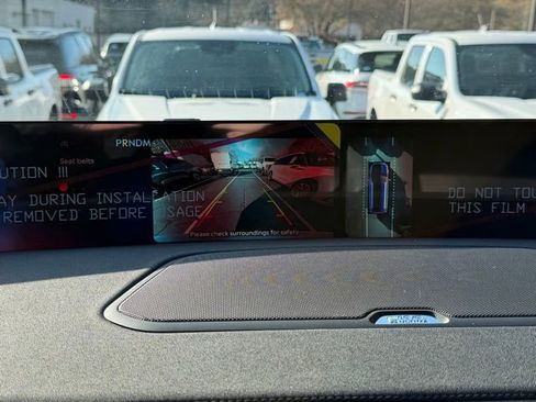 New 2025 Lincoln Navigator L Reserve w/ Jet Appearance Package image 16