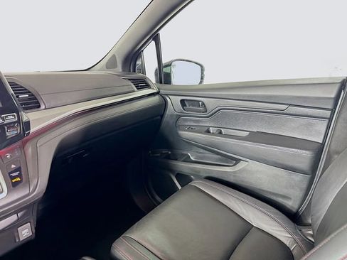 Used 2023 Honda Odyssey Sport image 28