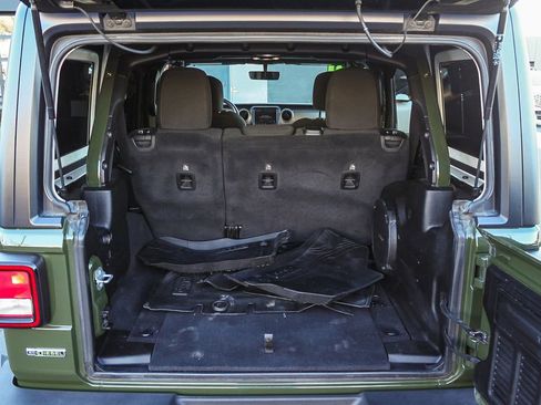 Used 2021 Jeep Wrangler Unlimited Sport AWD/4WD image 29