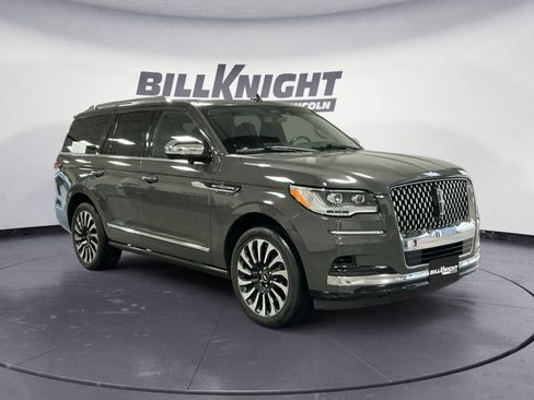 Certified 2022 Lincoln Navigator Black Label AWD/4WD image 7