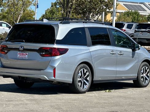 New 2026 Honda Odyssey EX-L image 4
