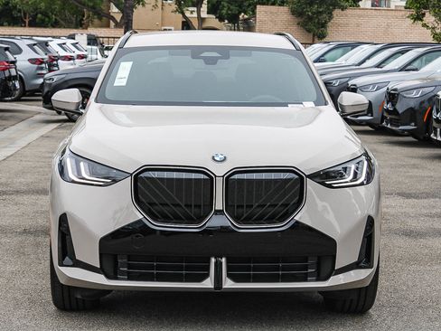 New 2026 BMW X3 xDrive30 w/ M Sport Package AWD/4WD image 2