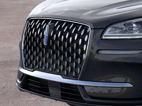 Used 2024 Lincoln Corsair Grand Touring AWD/4WD image 17