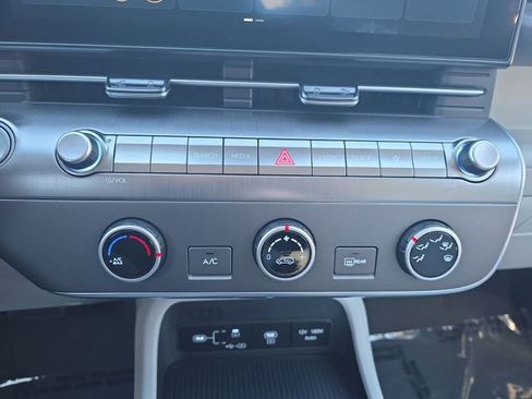 New 2026 Hyundai Kona SE image 28