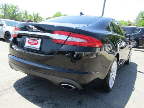 Used 2014 Jaguar XF RWD image 7