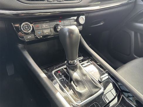 Used 2022 Jeep Compass Altitude image 19