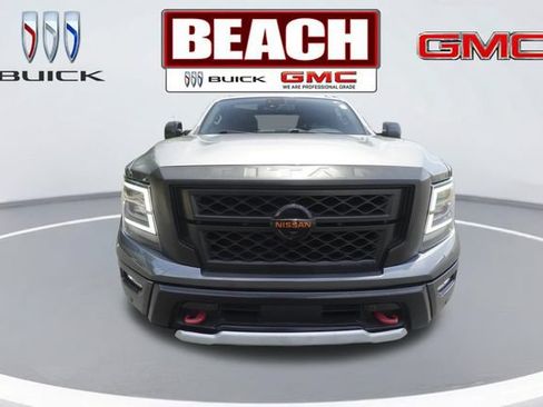 Used 2021 Nissan Titan PRO-4X w/ Pro-4x Convenience Package AWD/4WD image 8