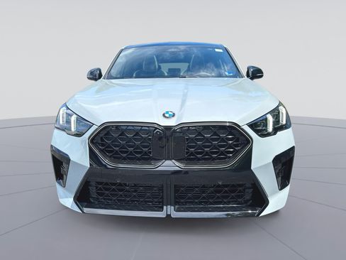 New 2026 BMW X2 xDrive28i w/ Technology Package AWD/4WD image 4