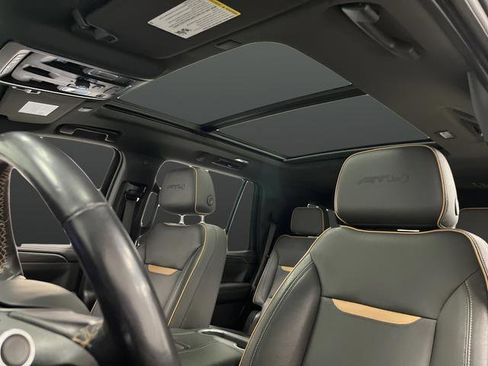 Used 2021 GMC Yukon AT4 image 7