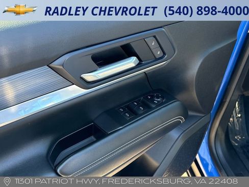 Used 2025 GMC Terrain Elevation AWD/4WD image 5