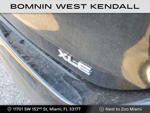 Used 2024 Toyota Highlander LE image 8