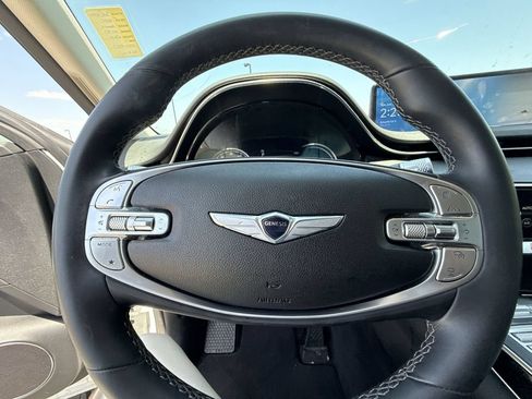 Used 2025 Genesis GV70 2.5T AWD/4WD image 20