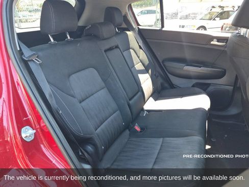 Used 2021 Kia Sportage LX FWD image 13