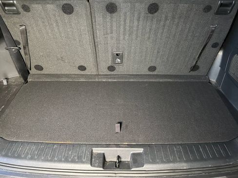 Used 2022 Toyota Highlander LE AWD/4WD image 22