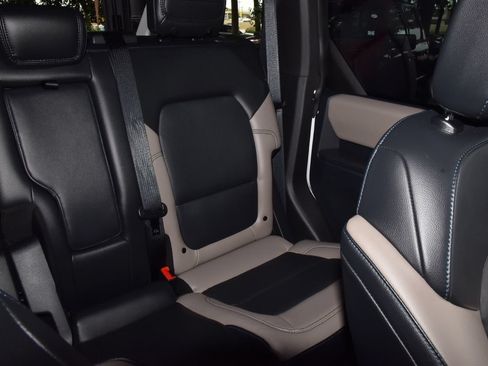Certified 2024 Ford Bronco Wildtrak AWD/4WD image 22