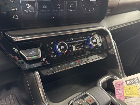 Used 2025 GMC Sierra 1500 Denali Ultimate AWD/4WD image 21