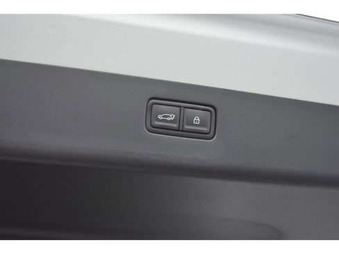 New 2026 Hyundai Ioniq 9 SEL image 15