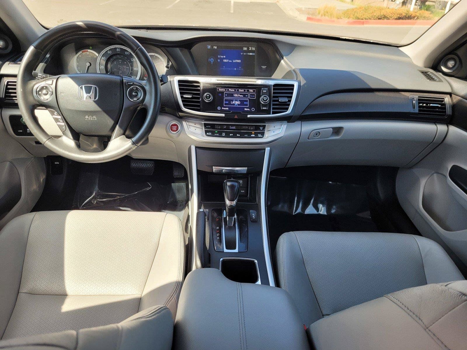 Used 2015 Honda Accord EX-L image 16