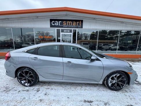 Used 2019 Honda Civic Sport image 8