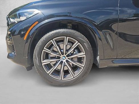 Used 2022 BMW X5 sDrive40i w/ M Sport Package RWD image 21