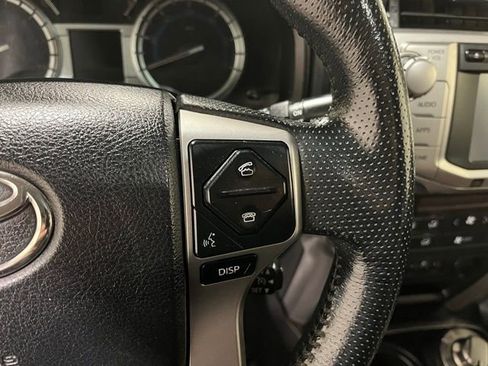 Used 2015 Toyota 4Runner Limited image 26